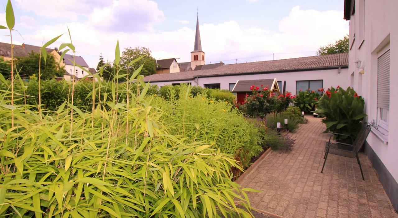 Gaestehaus Koen Apartment Zeltingen-Rachtig Bagian luar foto